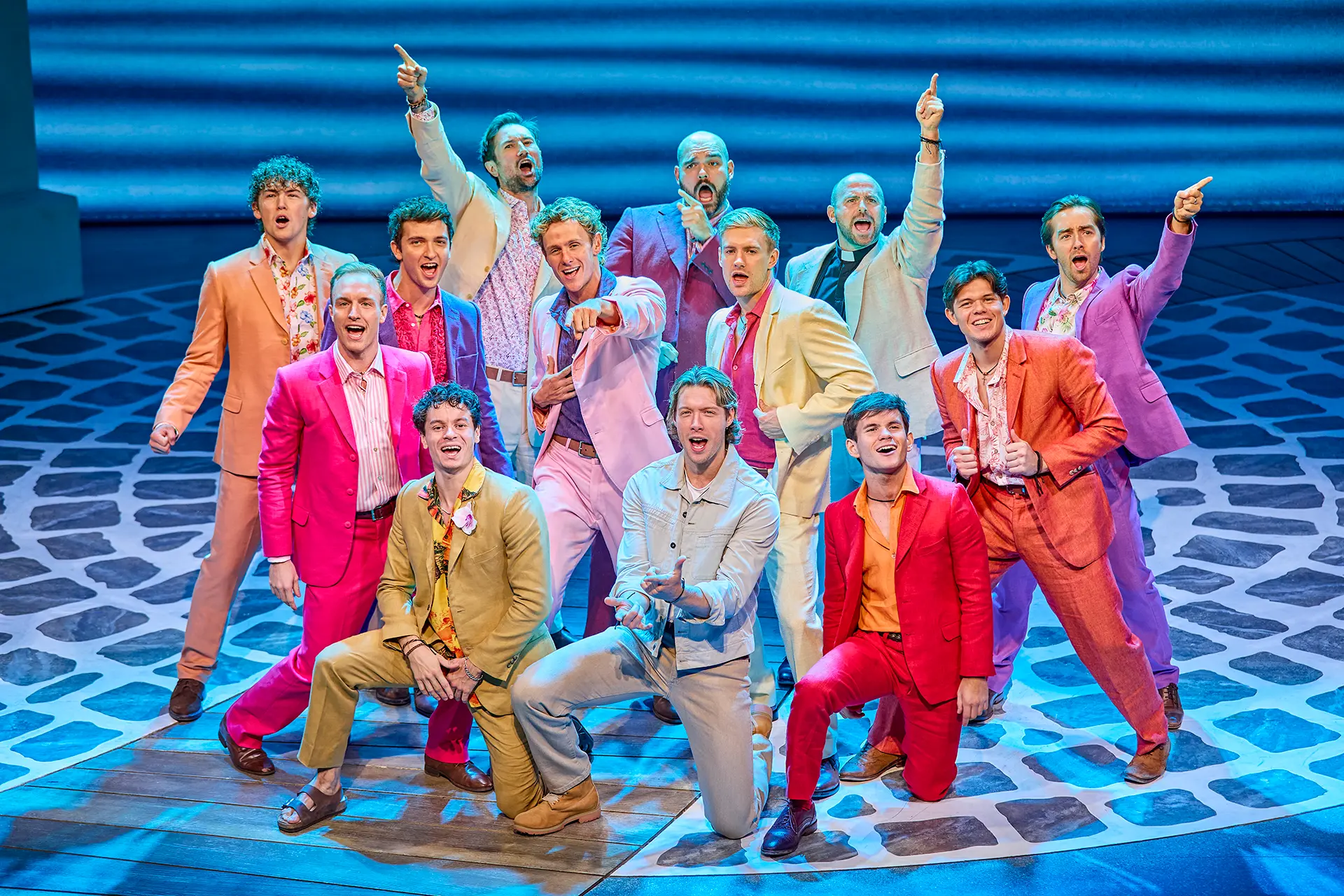 MAMMA MIA! London 2025 - 2026 cast. Photography by Brinkhoff/Mögenburg